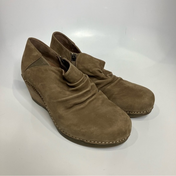 Dansko Sheena wedge booties tan suede slouchy comfort shoes womens size 41 - Picture 4 of 9